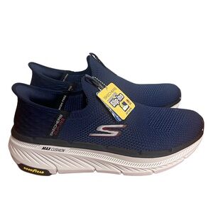 Sketchers Slip-ins: Max Cushioning Premier 2.0 Navy Size 9.5 NIB